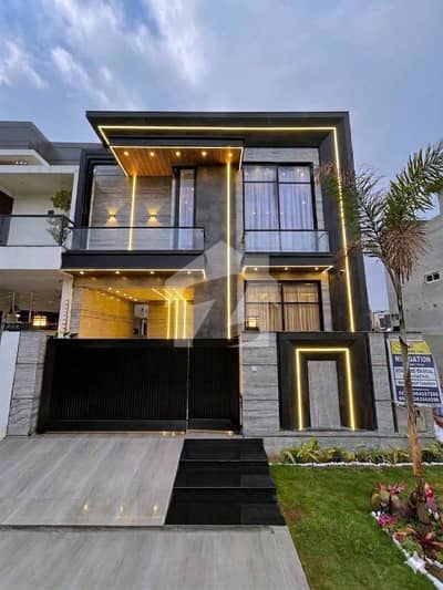 3 Years Installments Plan 5 Marla Brand New House For Sale In Park View City