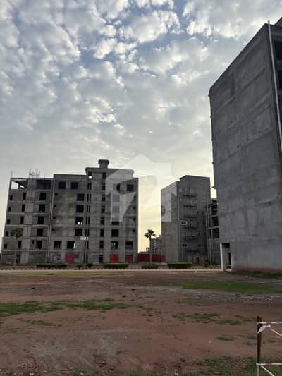 9 Marla Comemrical plot Parkview city Islamabad