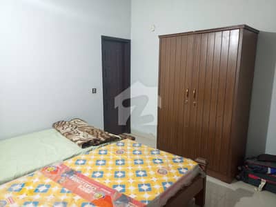 170 Sq Yards Unit/Portion On 2nd Floor