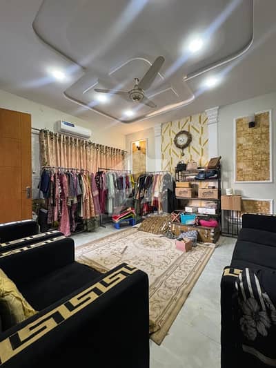 بش ایگزیکٹو ولاز ملتان میں 4 کمروں کا 5 مرلہ مکان 1.7 کروڑ میں برائے فروخت۔