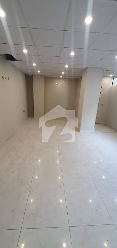 گلستانِ جوہر کراچی میں 2 مرلہ Studio دفتر 75.0 ہزار میں کرایہ پر دستیاب ہے۔