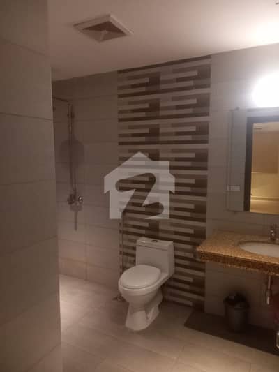 DHA 1 Kanal Ideal Upper Portion With Separate Gate For Rent In Phase 3 Block Y