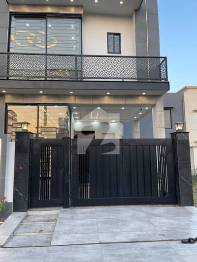 5 Marla Brand New House For Sale