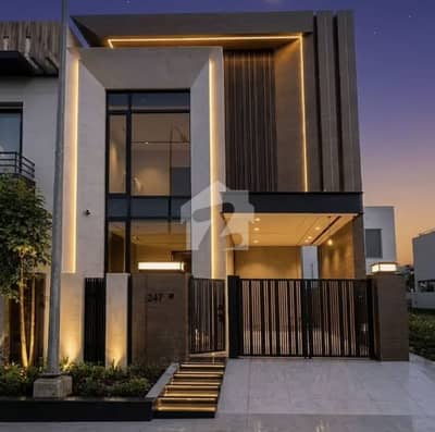 5 Marla Brand New luxury House In Dha