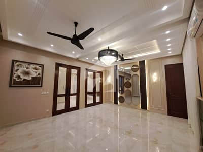 *1 Kanal Double Unit Brand New Corner House For Sale At 100ft Road Original Pics Are Attached