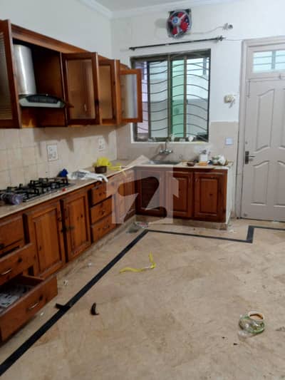 E-11 Neat And Clean 1 Kanal Ground Portion Marble Flooring For Rent E-11 Neat And Clean 1 Kanal Ground Portion Marble Flooring For Rent