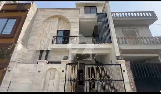 مناواں لاہور میں 4 کمروں کا 5 مرلہ مکان 1.9 کروڑ میں برائے فروخت۔