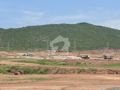 1 Kanal Corner Plot for Sale Lake District, Margalla Enclave Islamabad