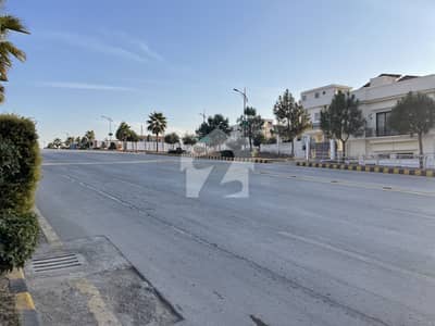 بحریہ انکلیو - سیکٹر سی 2 بحریہ انکلیو,بحریہ ٹاؤن,اسلام آباد میں 1 کنال رہائشی پلاٹ 2.9 کروڑ میں برائے فروخت۔