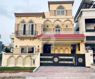 10 Marla Park Facing House for Sale Sector C2, Bahria Enclave Islamabad