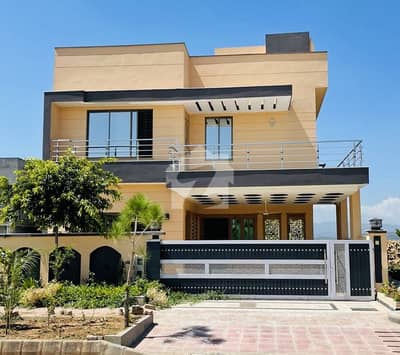 10 Marla Sun-Facing Designer House for Sale Sector C2, Bahria Enclave Islamabad (Main Boulevard)
