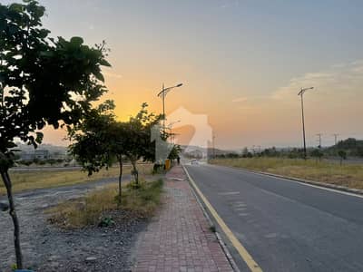 بحریہ انکلیو - سیکٹر ایم بحریہ انکلیو,بحریہ ٹاؤن,اسلام آباد میں 1 کنال رہائشی پلاٹ 2.4 کروڑ میں برائے فروخت۔ بحریہ انکلیو - سیکٹر ایم بحریہ انکلیو,بحریہ ٹاؤن,اسلام آباد میں 1 کنال رہائشی پلاٹ 2.4 کروڑ میں برائے فروخت۔
