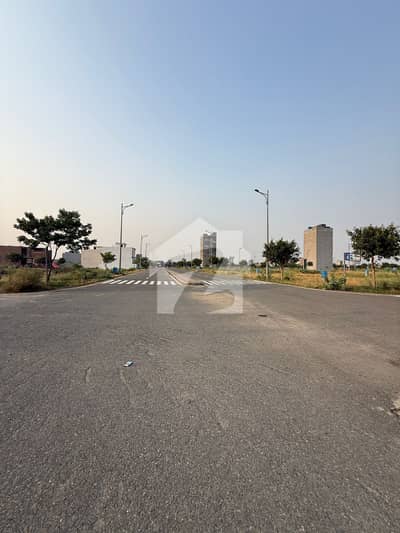 Golden Number Inside 80Ft & Outside 50Ft Road 5 Marla Corner Residential Plot For Sale In DHA 9 Town Bock E