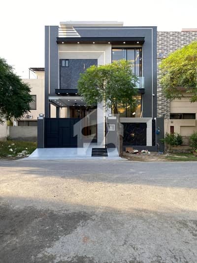 05 Marla Brand New House For Sale Available in Valencia Town Lahore