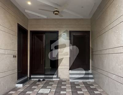 Beautiful House For Sale In Central Park Housing Society Lahore