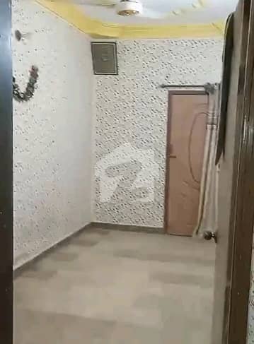 Prime Location 45 Square Yards Lower Portion For Sale In Karachi For Sale