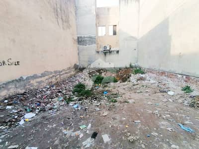 الرحمان گارڈن فیز 2 الرحمان گارڈن,لاہور میں 5 مرلہ رہائشی پلاٹ 1.05 کروڑ میں برائے فروخت۔