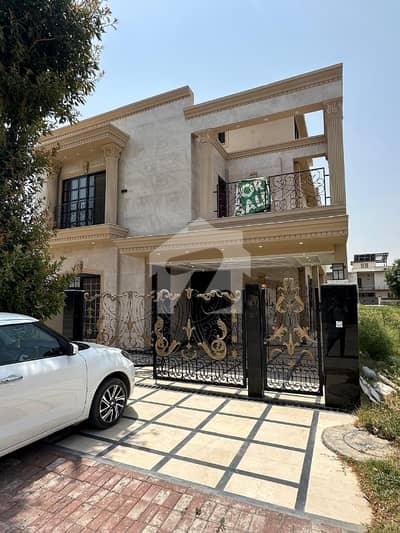 10 Marla luxurious and affordable house available for sale in bahria town phase 8 Rawalpindi 10 Marla luxurious and affordable house available for sale in bahria town phase 8 Rawalpindi