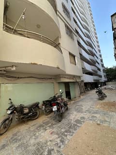 گلشنِ اقبال گلشنِ اقبال ٹاؤن,کراچی میں 3 کمروں کا 9 مرلہ فلیٹ 2.1 کروڑ میں برائے فروخت۔