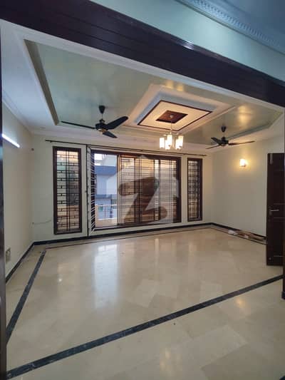 House For Rent In G-11/4