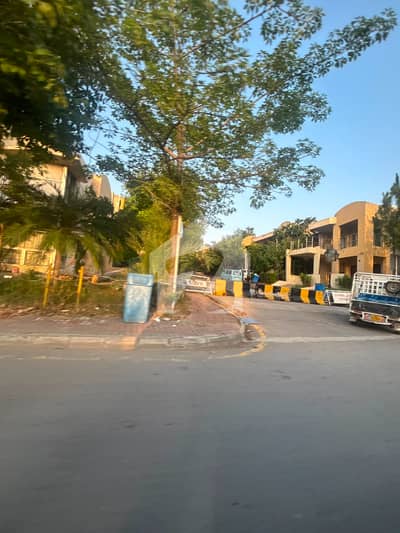 بحریہ ٹاؤن فیز 8 ۔ بلاک ایل بحریہ ٹاؤن فیز 8,بحریہ ٹاؤن راولپنڈی,راولپنڈی میں 5 مرلہ رہائشی پلاٹ 54.0 لاکھ میں برائے فروخت۔ بحریہ ٹاؤن فیز 8 ۔ بلاک ایل بحریہ ٹاؤن فیز 8,بحریہ ٹاؤن راولپنڈی,راولپنڈی میں 5 مرلہ رہائشی پلاٹ 54.0 لاکھ میں برائے فروخت۔
