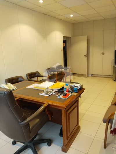 ایف ۔ 7 مرکز ایف ۔ 7,اسلام آباد میں 2 کمروں کا 2 مرلہ دفتر 4.0 لاکھ میں کرایہ پر دستیاب ہے۔