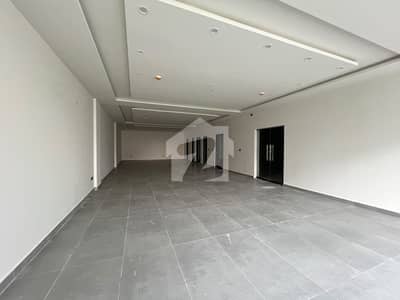 8 marla commerical floor for rent