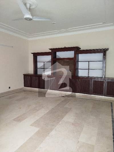 E-11 Upper Portion 8 Marla Having 2 Bedrooms Attached Washrooms Drawing TvL Kitchen SQ Rent 90k