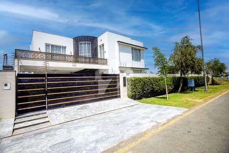 2 Kanal Fully Furnished Luxury House For Rent DHA Phase 7