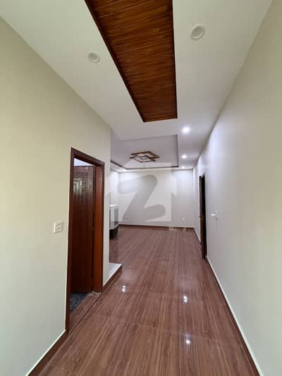 10 MARLA WAPDA TOWN DOUBLE STORY USED VERY GOOD CONDITION HOUSE FOR SALE