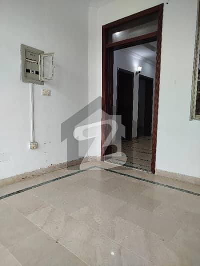 ای ۔ 11 اسلام آباد میں 2 کمروں کا 7 مرلہ زیریں پورشن 75.0 ہزار میں کرایہ پر دستیاب ہے۔