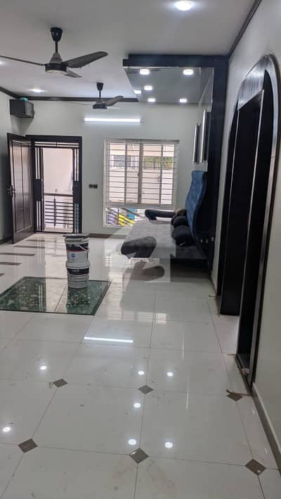 Spacious 275 Square Yards House Available For sale In Bath Island