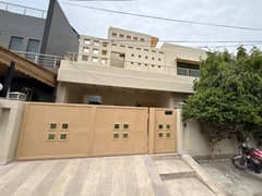 10 Marla Modern Design House For Sale In Punjab Coop Hosing Society Lahore.