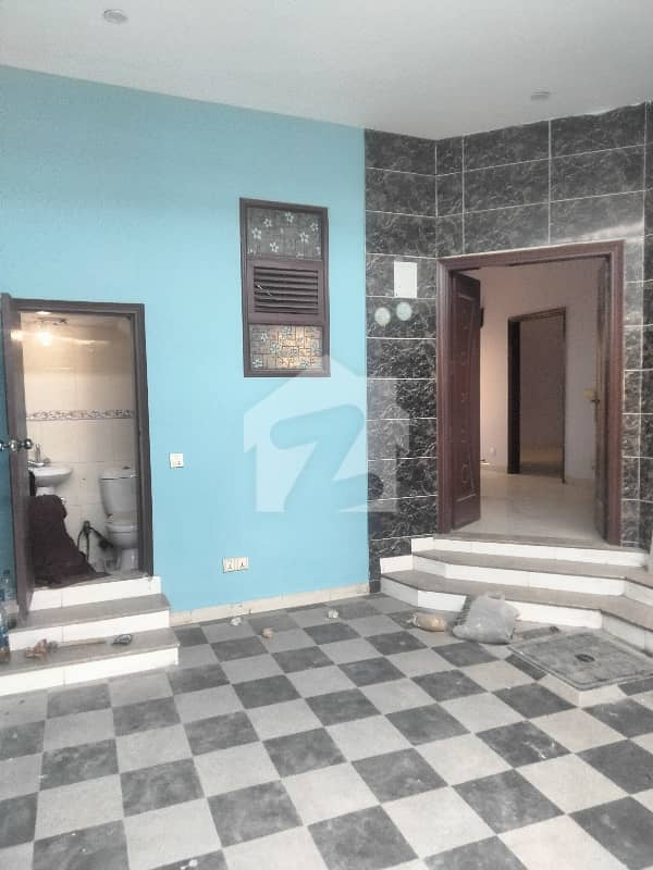 MOST LUXURIOUS BANGLOW FOR RENT MOST LUXURIOUS BANGLOW FOR RENT