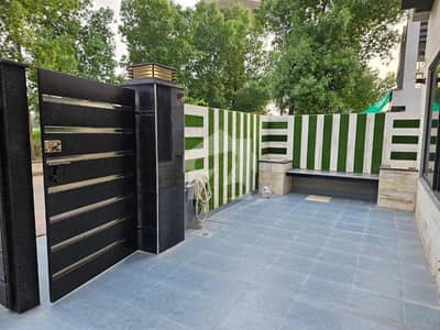 10 Marla Luxury Designer House For Sale In Bahria Town Lahore Sector F