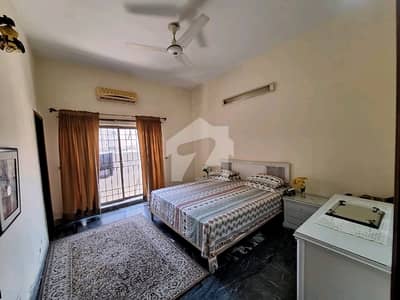 House In Johar Town Phase 2 - Block J2 For sale