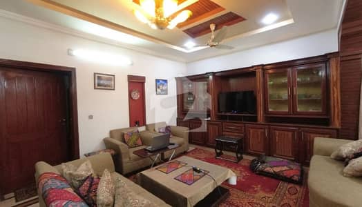 30*60 Sun face Top location Double unit house For sale in G-13