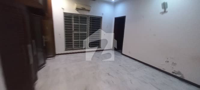 Mian Brother Offer DHA Pheas 2 2Kanal Upper Portion For Rent 3Bed Room Attached Bath TV Lounge Kitchen Drawing Room Dining Room Store Huge Lown Quarter Bath 2Car Parking Electric Meter Separate