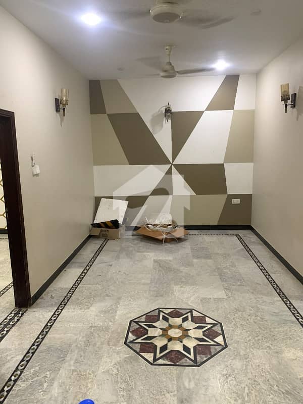 ڈیفینس ویو سوسائٹی کراچی میں 3 کمروں کا 5 مرلہ بالائی پورشن 75.0 ہزار میں کرایہ پر دستیاب ہے۔ ڈیفینس ویو سوسائٹی کراچی میں 3 کمروں کا 5 مرلہ بالائی پورشن 75.0 ہزار میں کرایہ پر دستیاب ہے۔