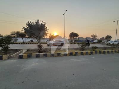 1 Kanal 124 Lac Plot Lowest Price
