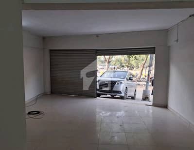 شاہراہِ قائدین کراچی میں 1 کنال Studio دکان 3.0 لاکھ میں کرایہ پر دستیاب ہے۔