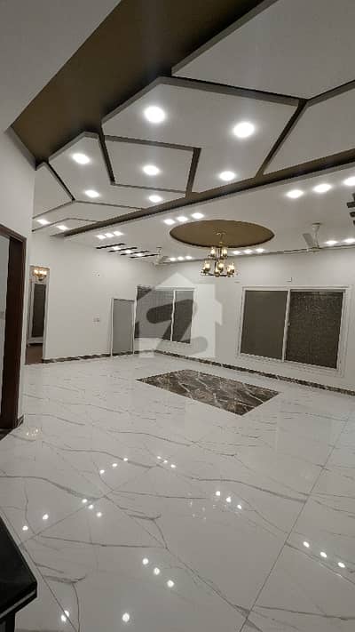 نارتھ ناظم آباد ۔ بلاک ایل نارتھ ناظم آباد,کراچی میں 3 کمروں کا 16 مرلہ زیریں پورشن 2.0 لاکھ میں کرایہ پر دستیاب ہے۔