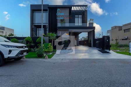 1 KANAL FULLY FURNISHED ELEGANT AND SUPER HOT LOCATED UPPER PORTION IS AVAILABLE IN C BLOCK OF DHA PHASE 6 LAHORE.
