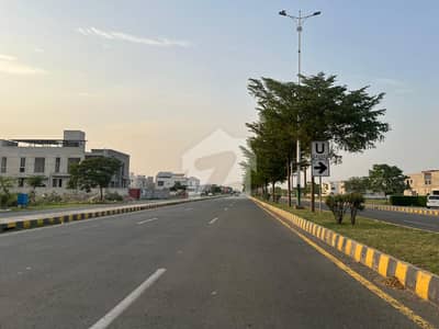 ڈی ایچ اے فیز 6 - بلاک ایل فیز 6,ڈیفنس (ڈی ایچ اے),لاہور میں 1 کنال رہائشی پلاٹ 6.85 کروڑ میں برائے فروخت۔ ڈی ایچ اے فیز 6 - بلاک ایل فیز 6,ڈیفنس (ڈی ایچ اے),لاہور میں 1 کنال رہائشی پلاٹ 6.85 کروڑ میں برائے فروخت۔