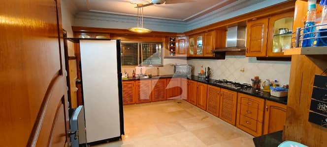 550 Sq. Yds Corner West-Open Luxury House for Sale on 75ft Road DOHS 1, Malir Cantt