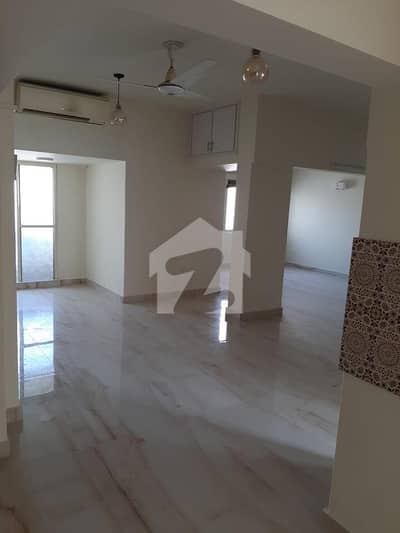 2000 Sq. Ft. | 3 Bed Drawing & Dining Apartment for Rent in President Apartment, Civil Lines PKR 200,000/Month
