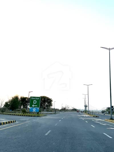 Park View Plot Nearest from Main Boulevard