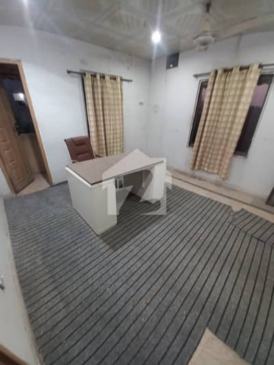 Iqbal Town 12 Marla Uper 2nd Floor 4 Bed Separate Marbled Portion For Silent Offices At Hunza Block Near Main Bulevard