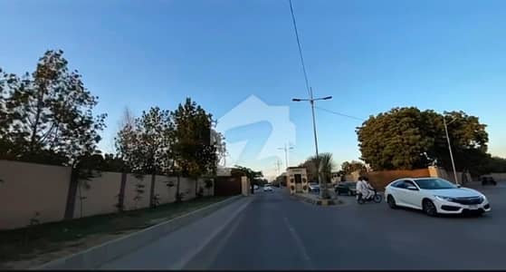 762 Sq Yards Ground-Facing House for Sale in DOHS Phase 1, Malir Cantt Peaceful Location
