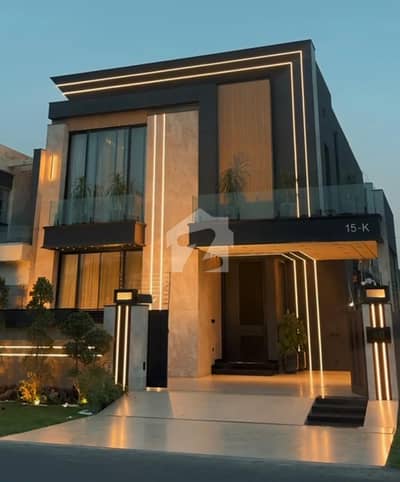 BRAND NEW 10 MARLA ELEGANT AND FULLY MAINTAINED SUPER HOT LOCATED BUNGALOW IS AVAILABLE IN THE BEST BLOCK OF DHA LAHORE.